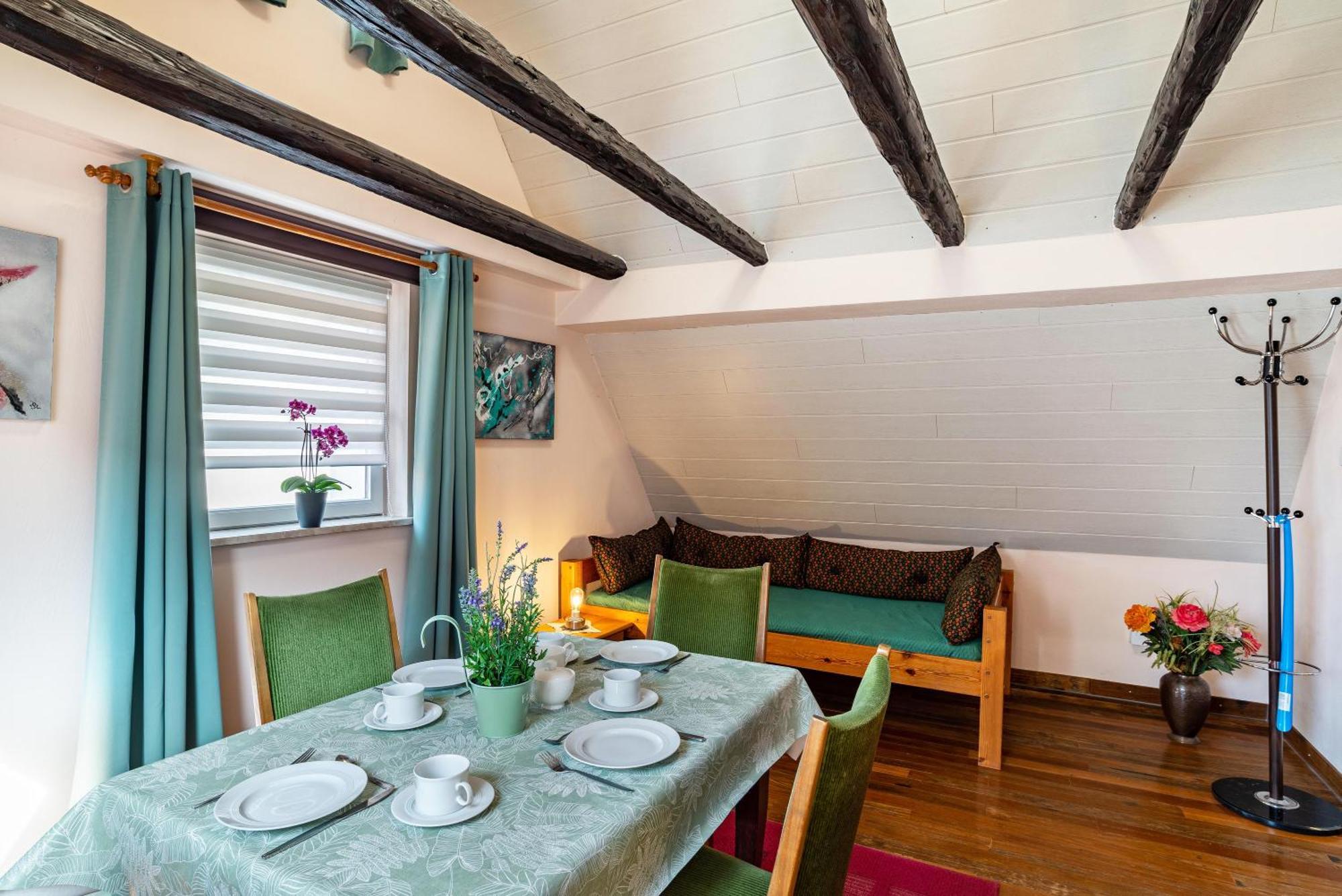 Ferienwohnung Blaues Haus Ubstadt-Weiher Eksteriør bilde